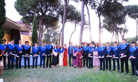 Una emotiva despedida para nuestros alumnos de Sixth Form: ¡Gracias por ser parte de nuestra historia!