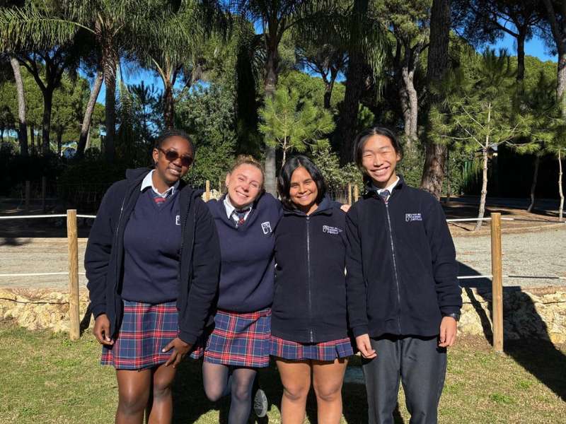 Uniforme de Invierno CBS